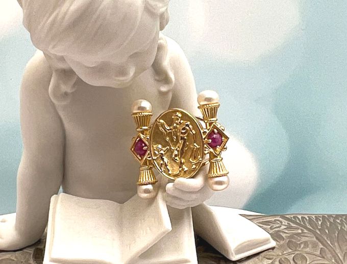 TAGLIAMONTE Designs (ORO-161)18K Cameo Ring w/ Rubies, Pearls*Reg.$2200