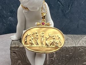 TAGLIAMONTE's Deals & Steals (SH903-Ruby)18K Cameo Pendant *Ages of Love*Reg.$2500