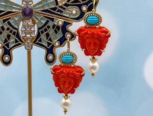TAGLIAMONTE Designs (2066E) 925SS/YGP Venetian Cameo Earrings *Medusa*Reg.$280