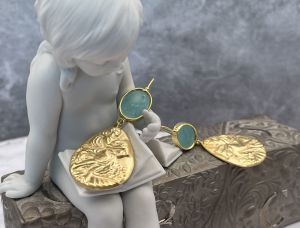 TAGLIAMONTE Designs (HQ127) 18K Venetian Cameo Earrings *Terpsichore Muse of Dance*Reg.$2140