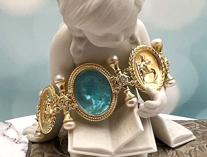 TAGLIAMONTE Designs (1797) 925SS/YGP Venetian Cameo Bracelet w/ *Blue Topaz*CupidCeres*Reg.$550