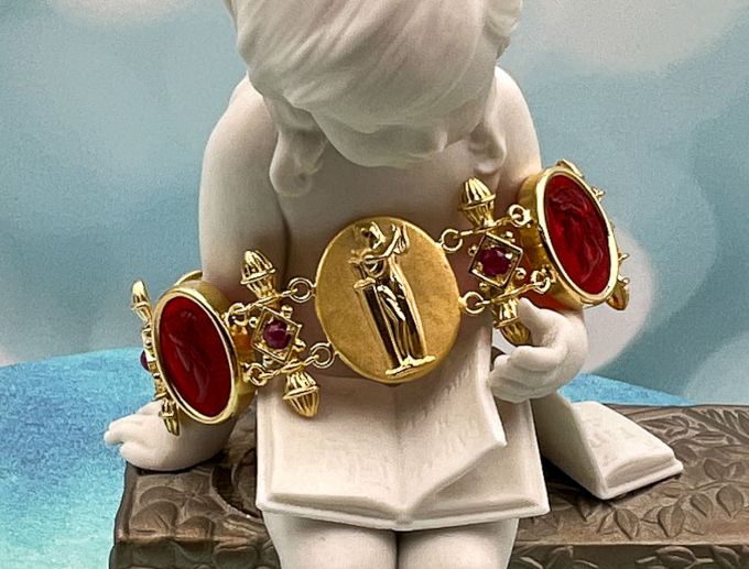 TAGLIAMONTE Design(1991B) 925 SS/YGP Venetian Cameo Bracelet *Rubies*Ceres*Reg.$500