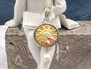 TAGLIAMONTE Designs (HQ090) 925SS/Rhod. Plate Cameo Pendant *Sunflower and Bee*Reg.$200