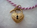 Arts Elegance (1115) 14K Yellow Gold Heart Pendant with Key *Reg. $900