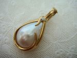 14K Yellow Gold Mabe Pearl Pendant (1089)