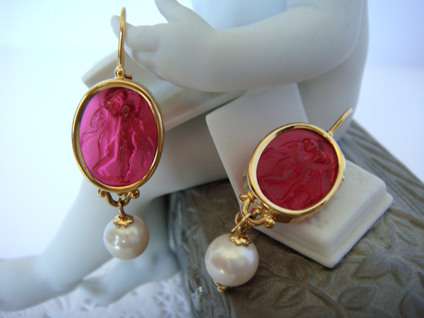 Tagliamonte 18K earrings with Venetian glass cameos of Psyche and Cupid and pearl dangle accents