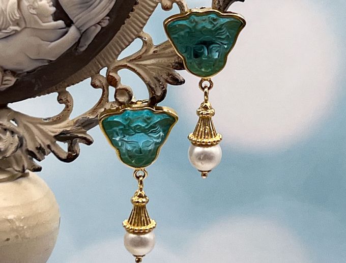 TAGLIAMONTE Designs (2124E) 925SS/YGP Venetian Cameo Earrings*Medusa*Reg.$250
