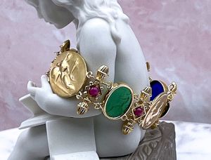 TAGLIAMONTE Designs (LD3555B) 18K Venetian Intaglio Bracelet *Reg.$4200