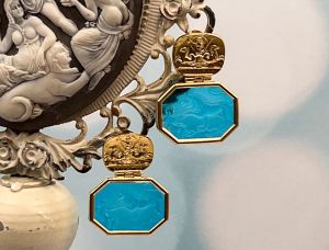 TAGLIAMONTE Designs (PN2683) 925SS/YGP Venetian Cameo Earrings *Androcles,Lion*Reg.$300