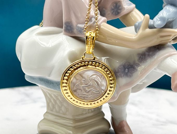 TAGLIAMONTE Designs (2188P) 925SS/YGP MOP Cameo Pendant *Cupid*Reg.$200