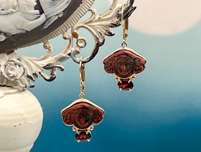 TAGLIAMONTE Designs (2177E) 925SS/YGP Venetian Cameo Earrings*Bacchus*Reg.$160