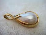 14K Yellow Gold Mabe Pearl Pendant (1089)