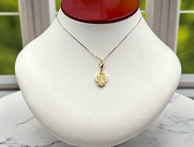 TAGLIAMONTE's Deals & Steals (2195N) 14K Cameo Necklace*Maypole*Reg.$800