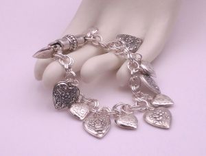 925 Sterling Silver "Heart" Charm Bracelet (926)