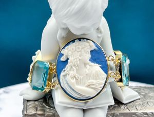 TAGLIAMONTE Designs (PN2725B) 925SS/YGP Porcelain Cameo Bracelet*Bl.Topaz*Bacchus*Reg.$700